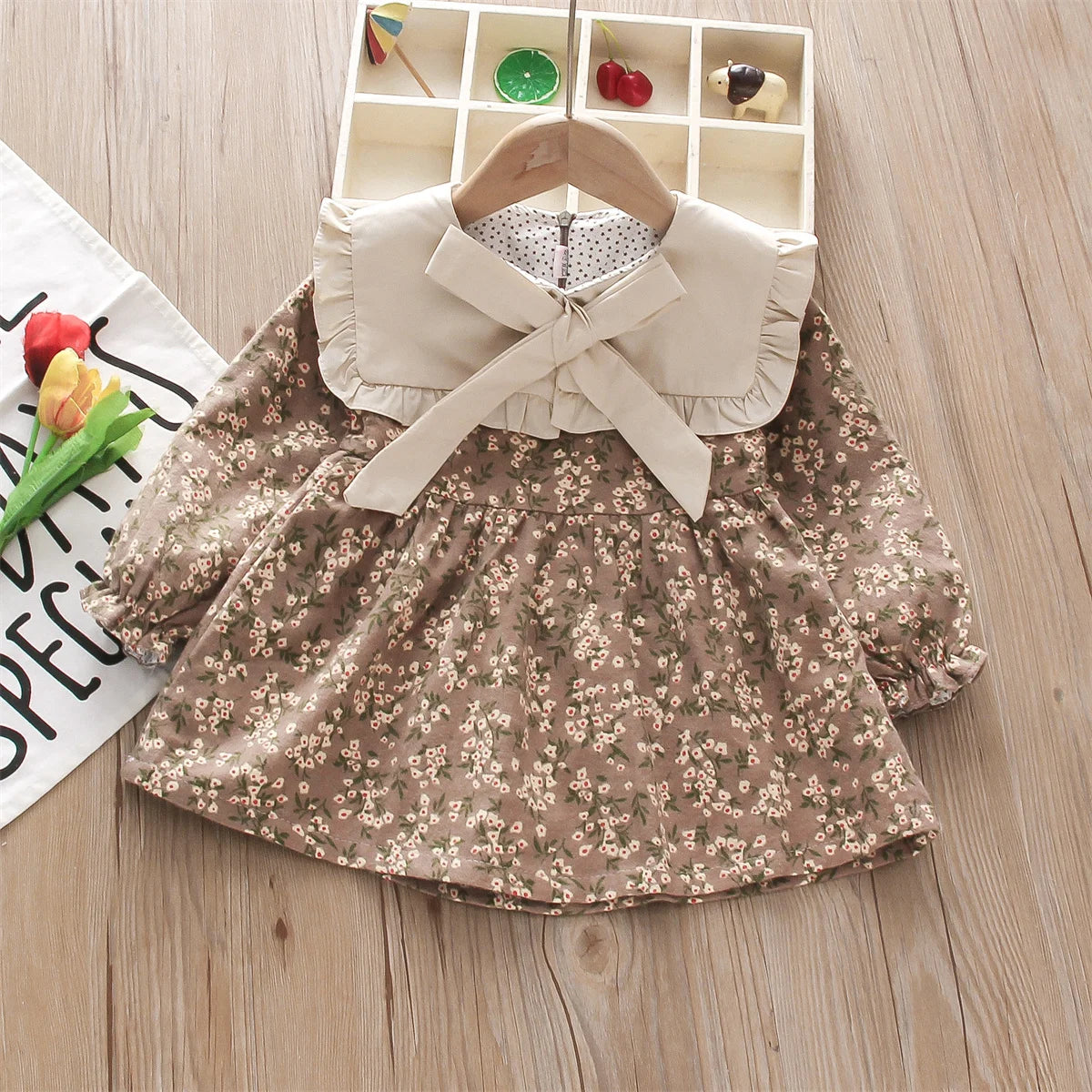 Schattige Meisjesjurk met Bloemenprint en Strik