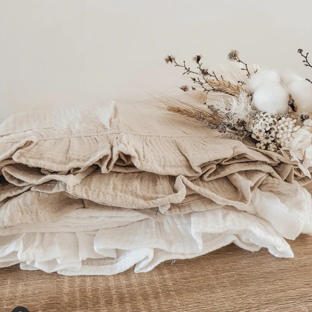 Hydrofiele Doek – Biologische Mousseline Inbakerdoek met Ruffle Rand, Zacht en Ademend