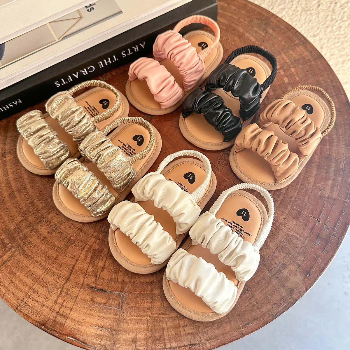 Schattige Babysandalen – Zacht & Stijlvol voor Zomerse Dagen