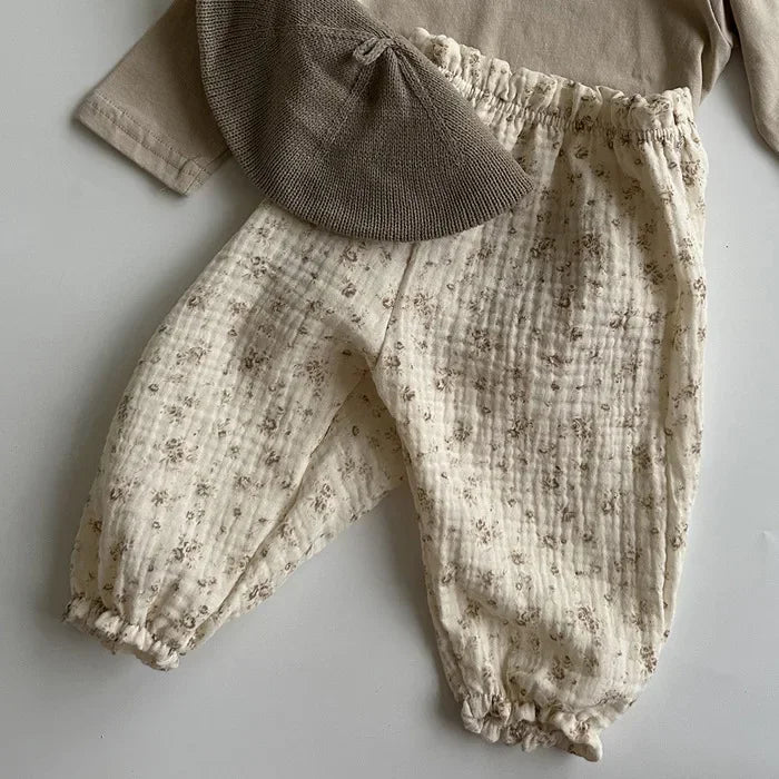 Biokatoenen Babybroek – Zachte en Ademende Broek voor Elke Seizoen