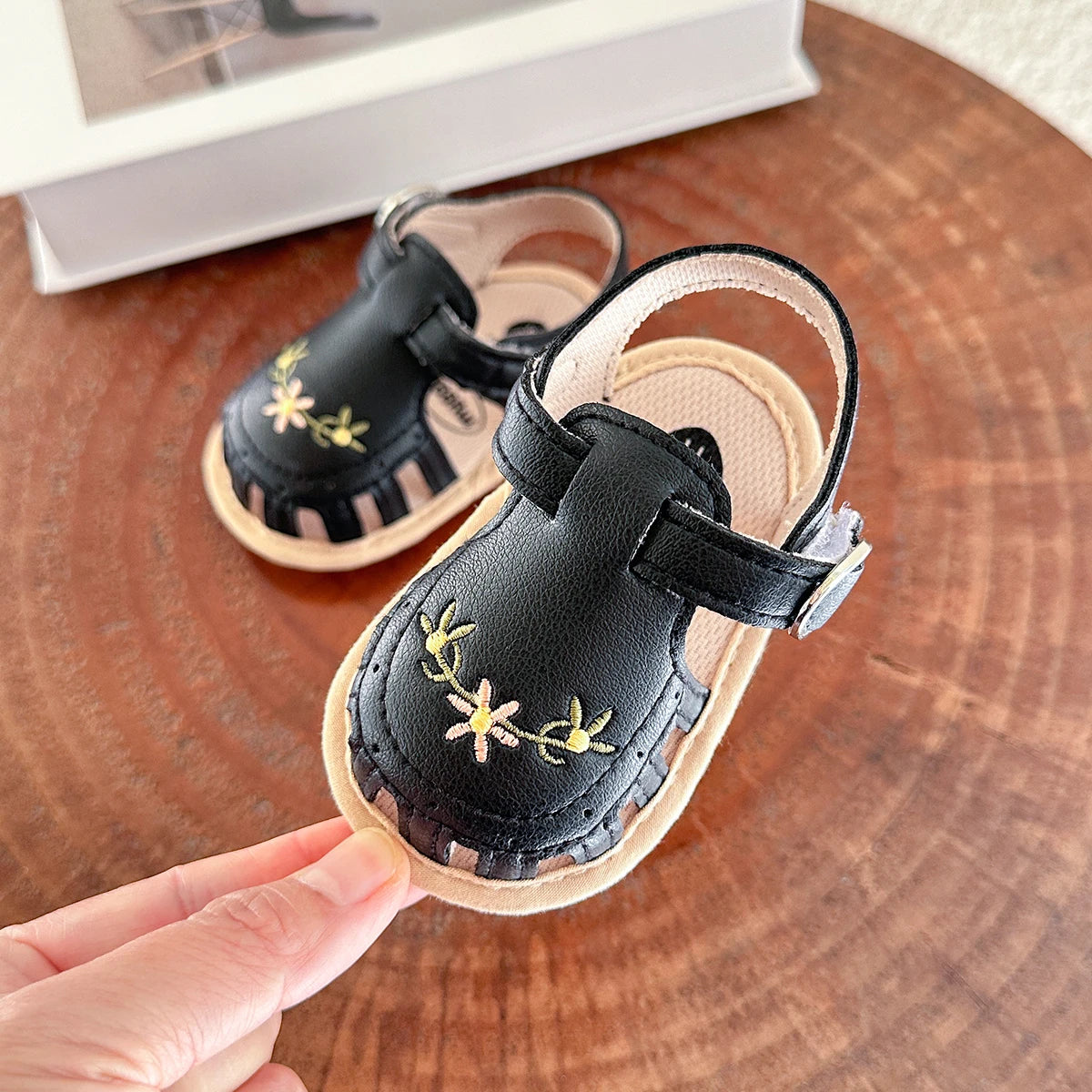 Baby Sandalen – Luchtige en Comfortabele Schoentjes voor de Zomer